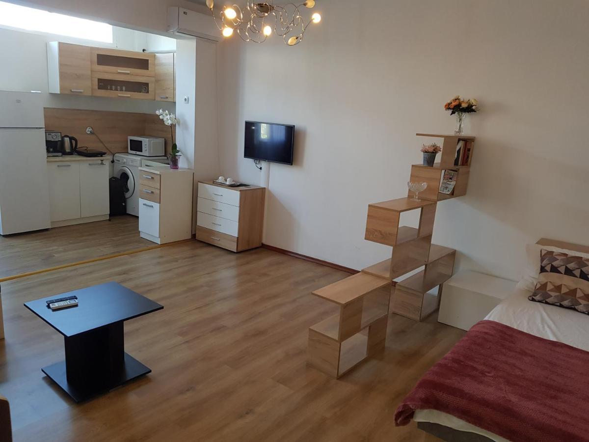 The Center Apartments Comfort Sandanski Eksteriør bilde