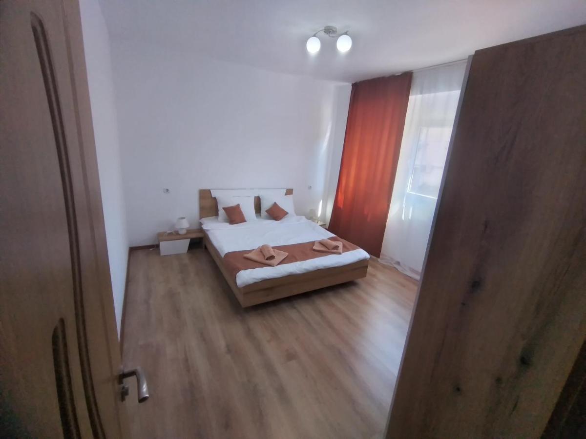 The Center Apartments Comfort Sandanski Eksteriør bilde